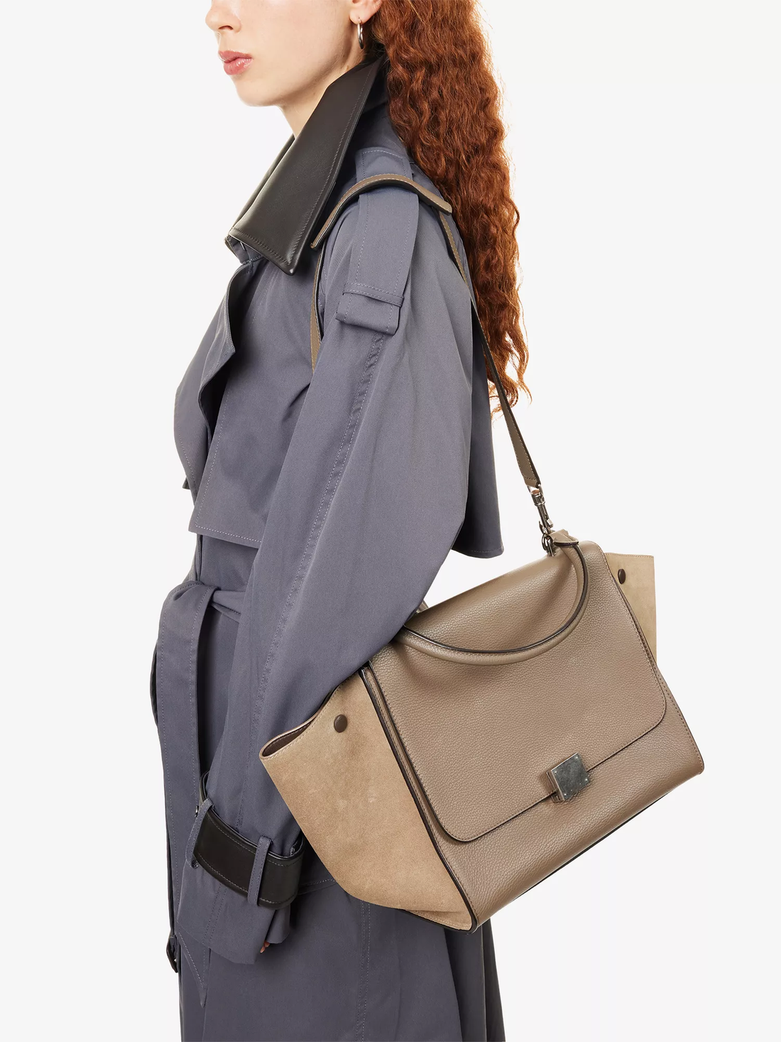 Two-Tone Trapeze Flap Vintage Top Handle Crossbody Bag